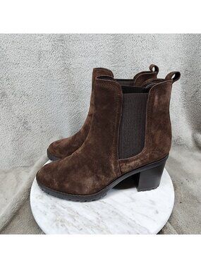 Eva & Zoe Shoes Womens 10 Brown Suede Chealsea Ankle Boots *Read*